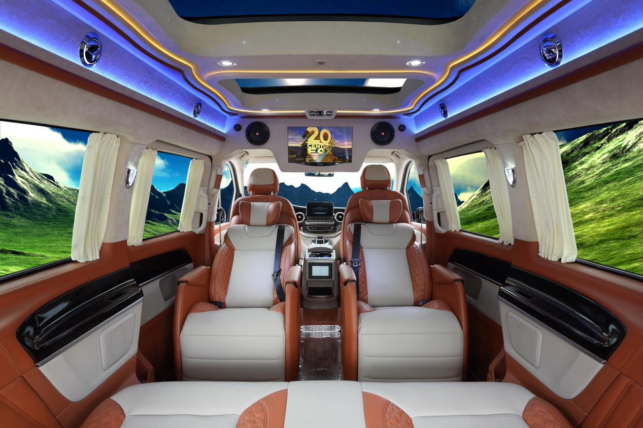 奔馳國六新款：陸地商務艙，盡顯奢華